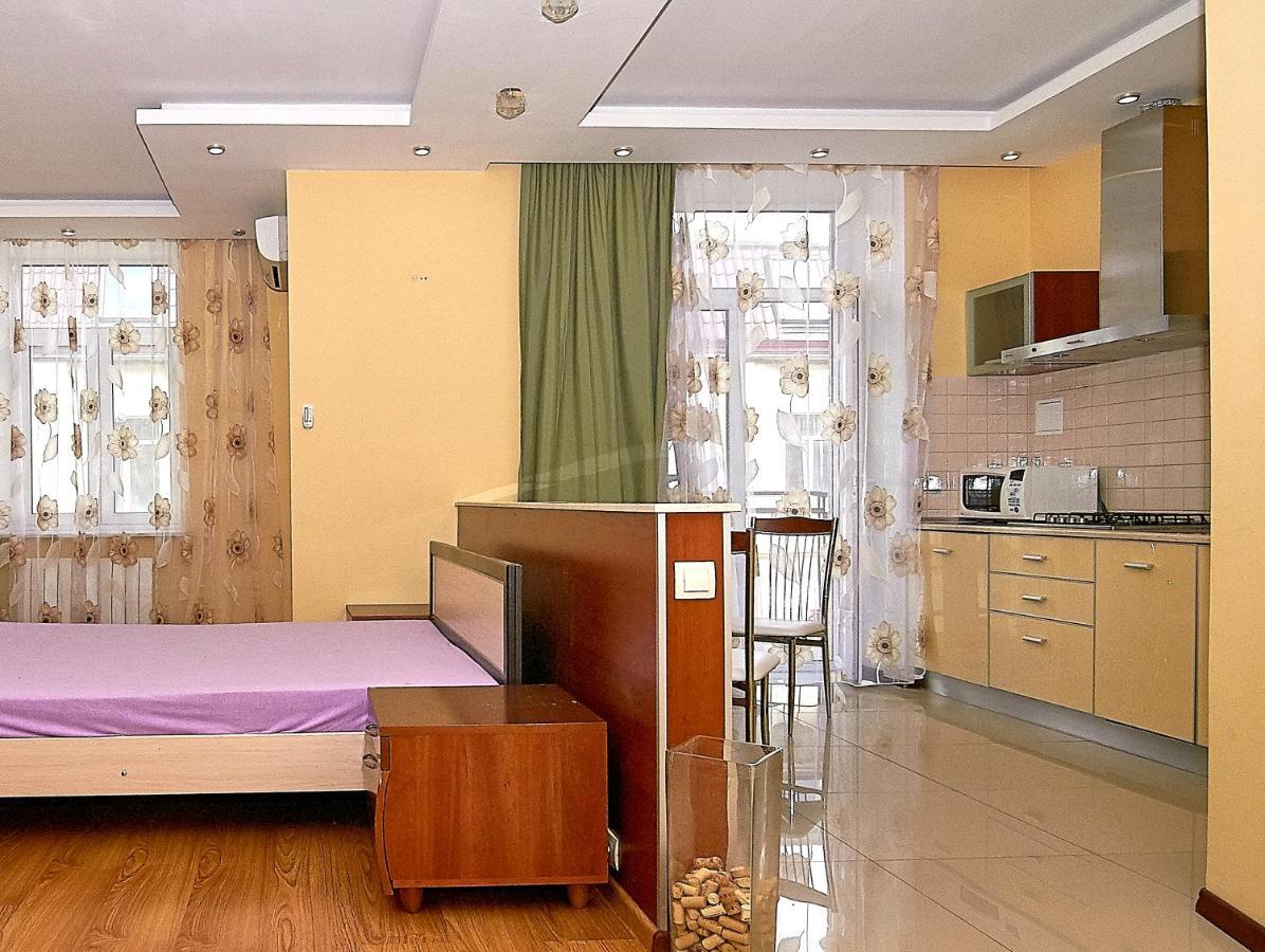 Inn Home Apartments-Olimpiysky Stadium Area 키예프 외부 사진