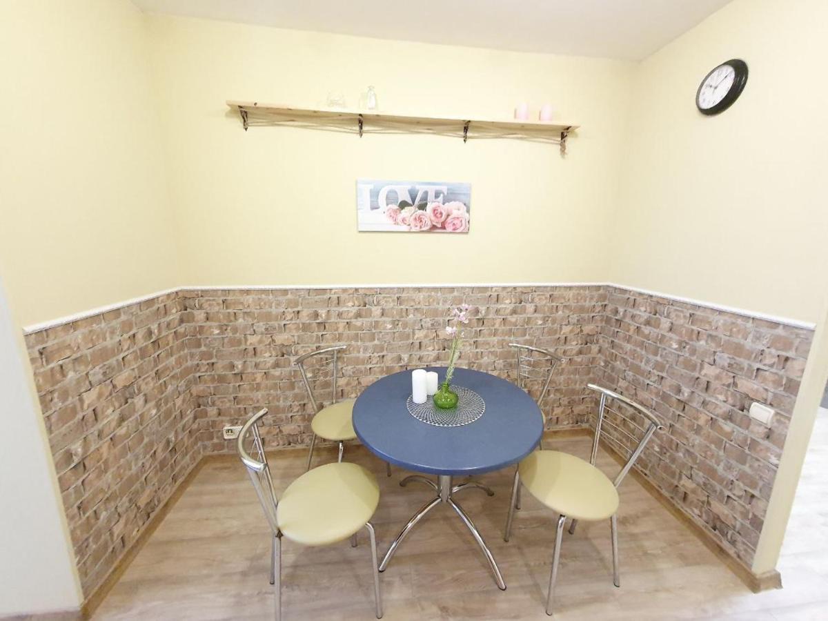 Inn Home Apartments-Olimpiysky Stadium Area 키예프 외부 사진