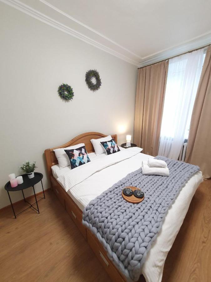 Inn Home Apartments-Olimpiysky Stadium Area 키예프 외부 사진