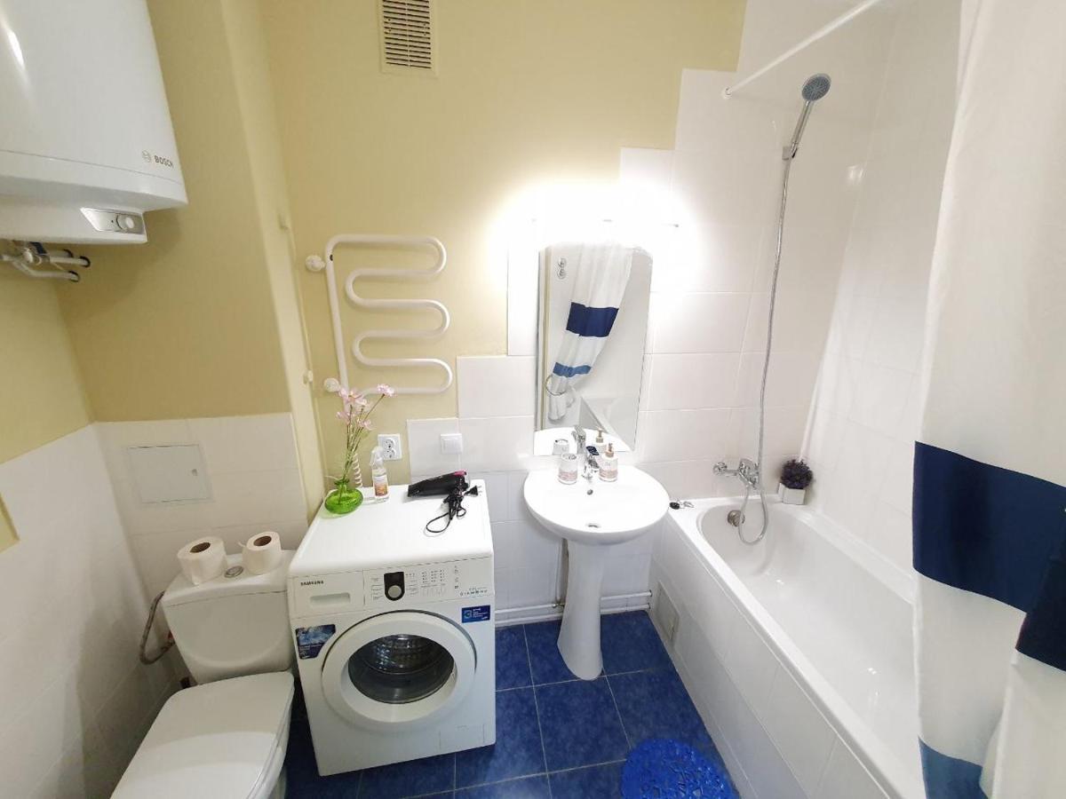 Inn Home Apartments-Olimpiysky Stadium Area 키예프 외부 사진