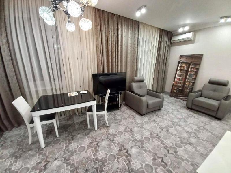 Inn Home Apartments-Olimpiysky Stadium Area 키예프 외부 사진